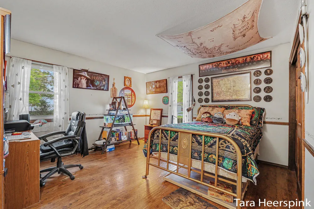 2078 Fernwood Drive Georgetown Charter Township, MI 49428