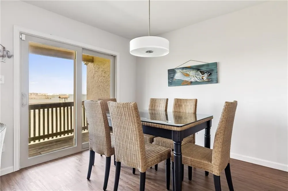 620 S Fulton Beach #308 Rockport, TX 78382