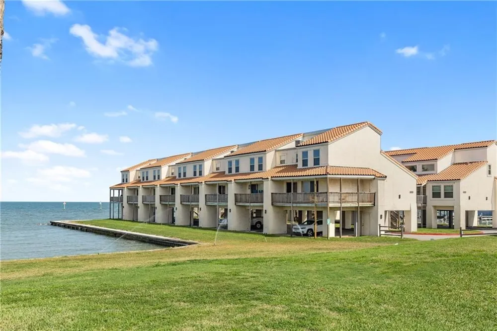 620 S Fulton Beach #308 Rockport, TX 78382