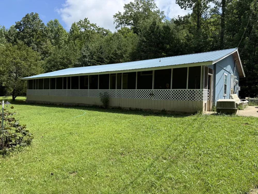 266 Cove Hill Road Pikeville, TN 37367
