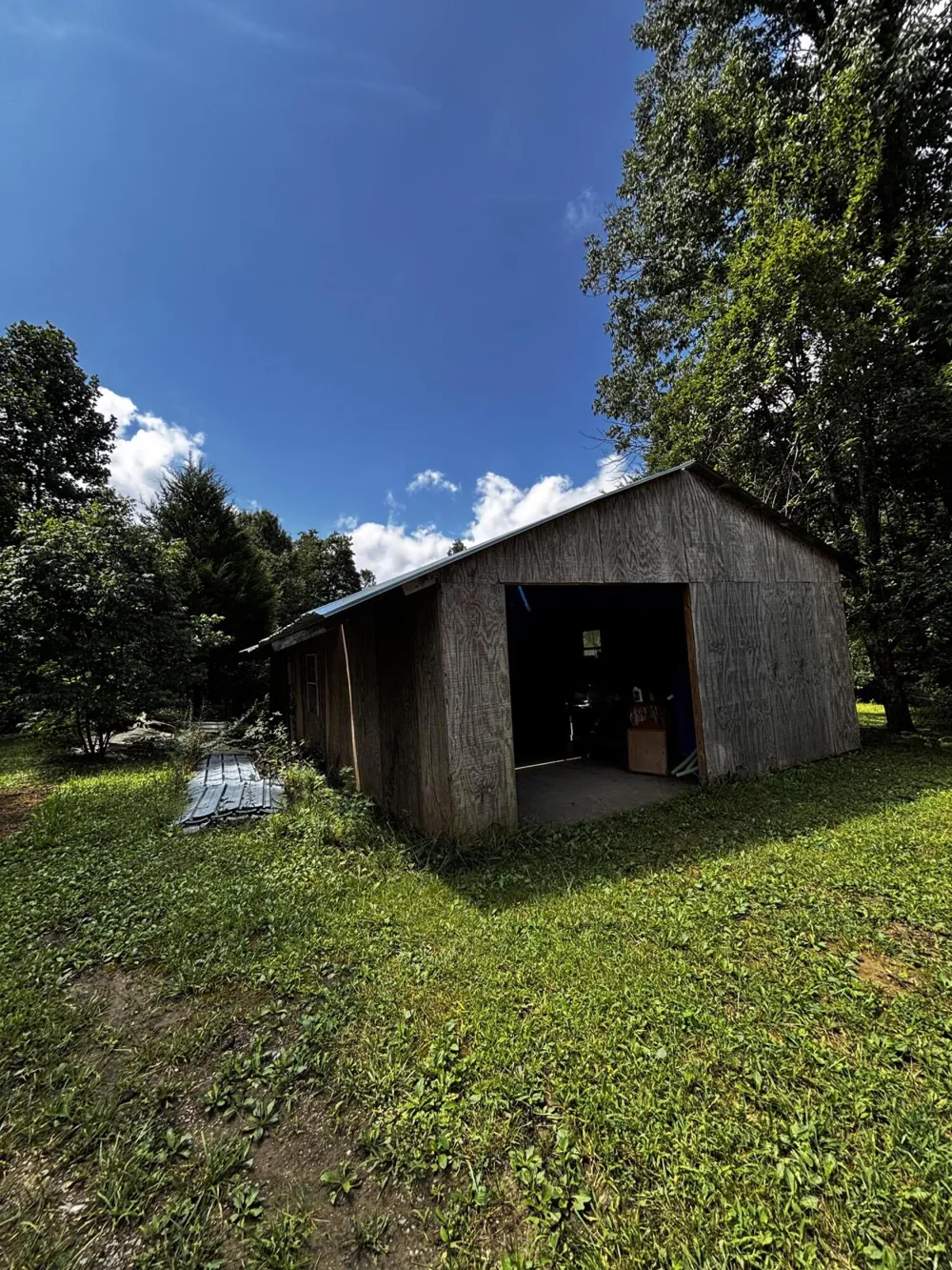 266 Cove Hill Road Pikeville, TN 37367
