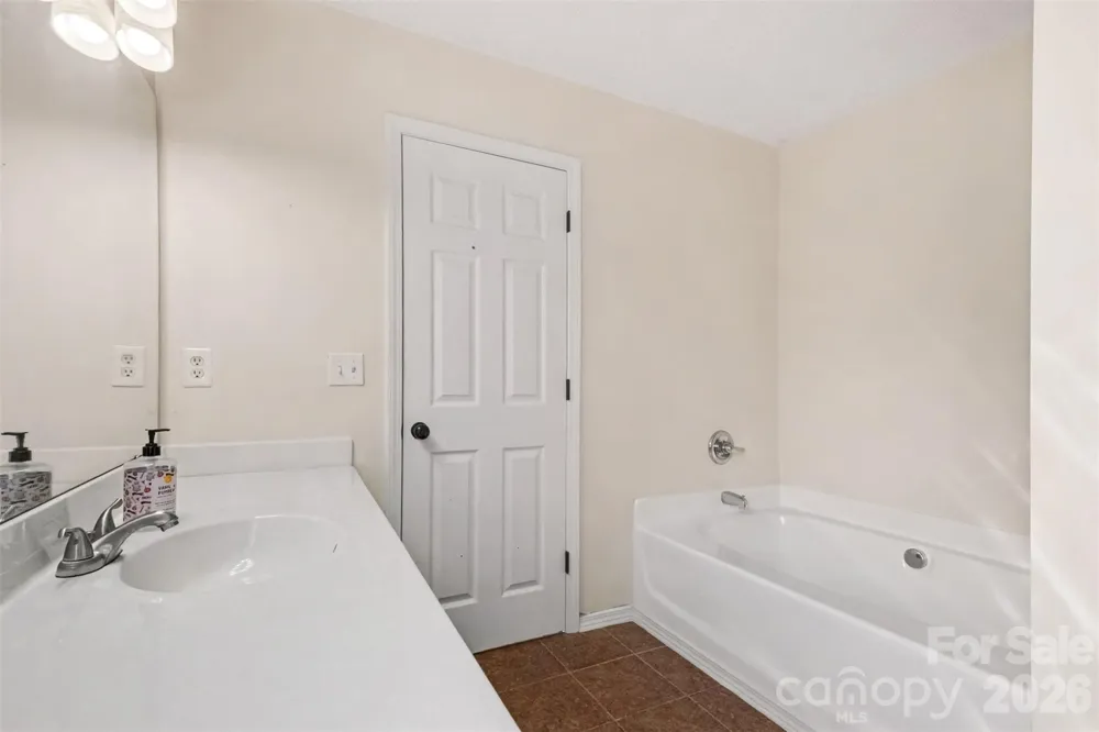2133 Majestic Poplar Drive Waxhaw, NC 28173