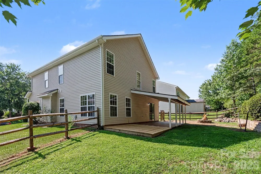 2133 Majestic Poplar Drive Waxhaw, NC 28173