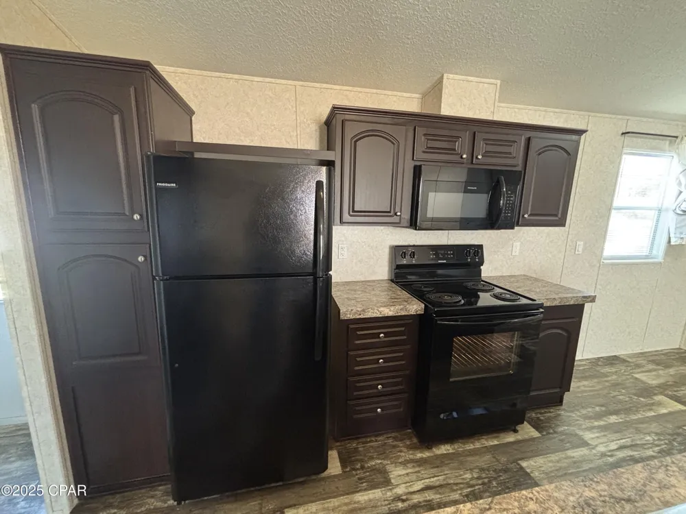 3910 W 25th Street Panama City, FL 32405