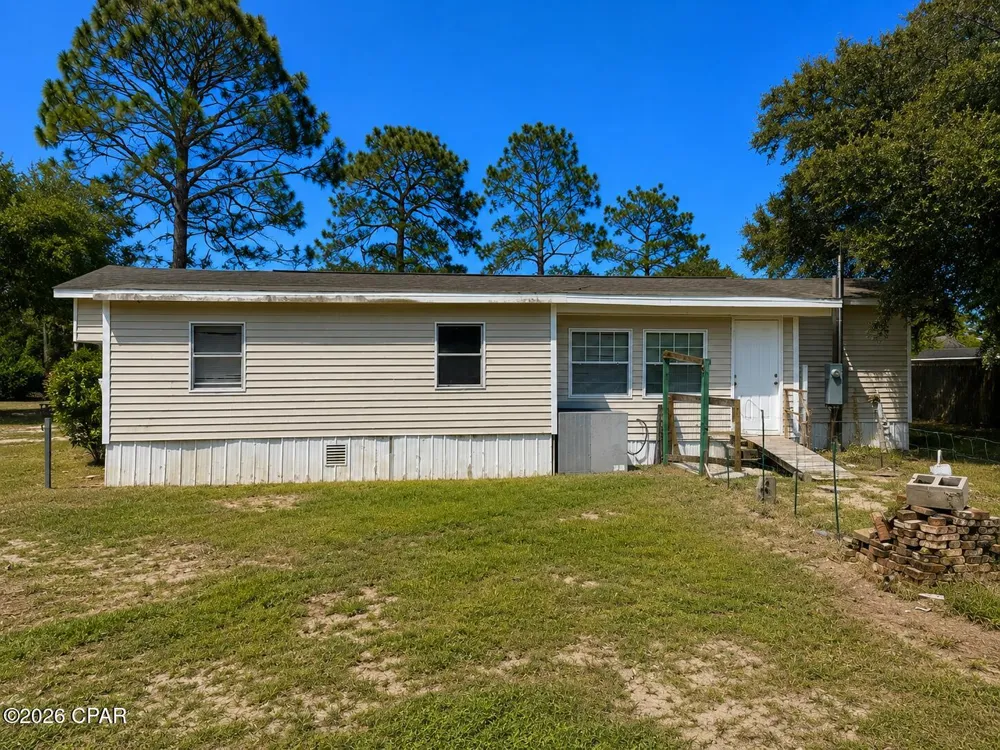 12933 Farm Road Southport, FL 32409