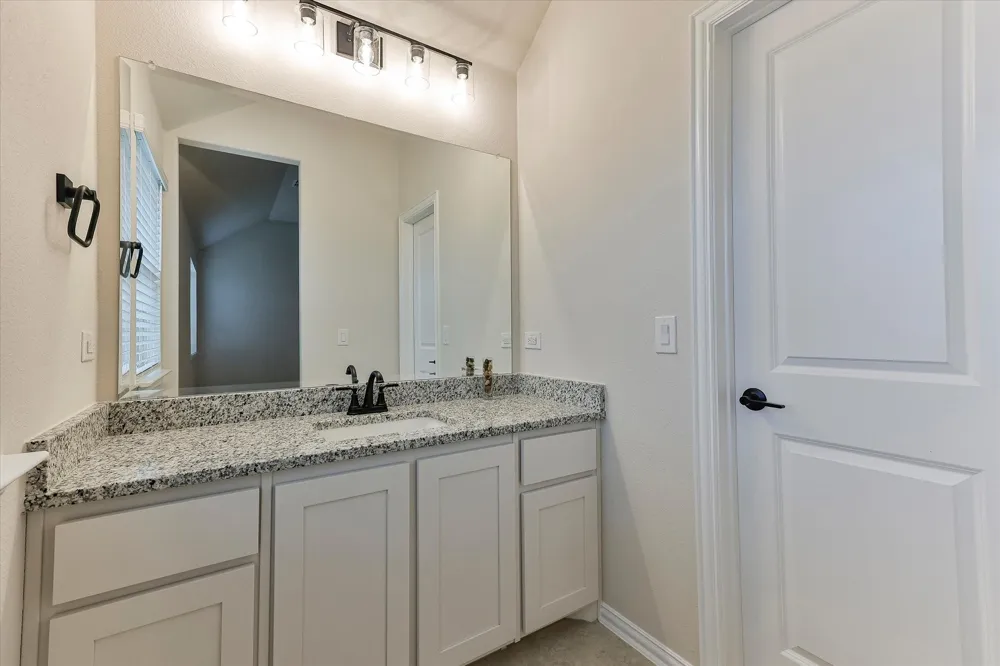 10 Covey Lane Sanger, TX 76266