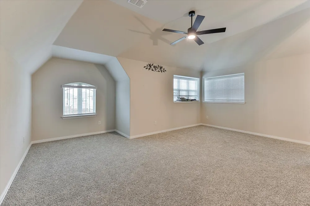 10 Covey Lane Sanger, TX 76266