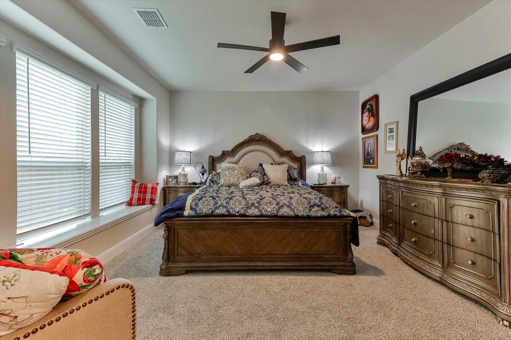 10 Covey Lane Sanger, TX 76266