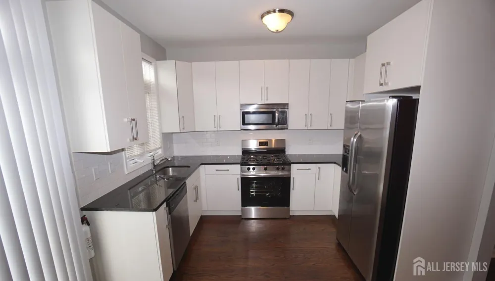 1299 St. George Avenue #103 Colonia, NJ 07067