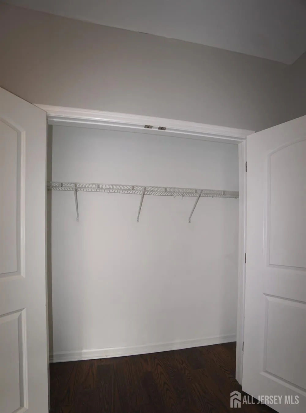 1299 St. George Avenue #103 Colonia, NJ 07067