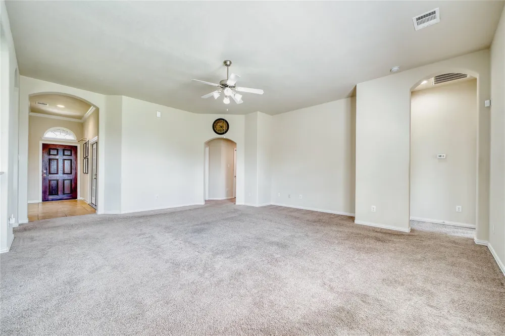 9515 Taylor Lane Mont Belvieu, TX 77523