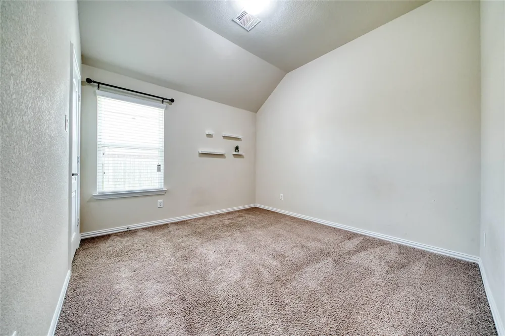 9515 Taylor Lane Mont Belvieu, TX 77523