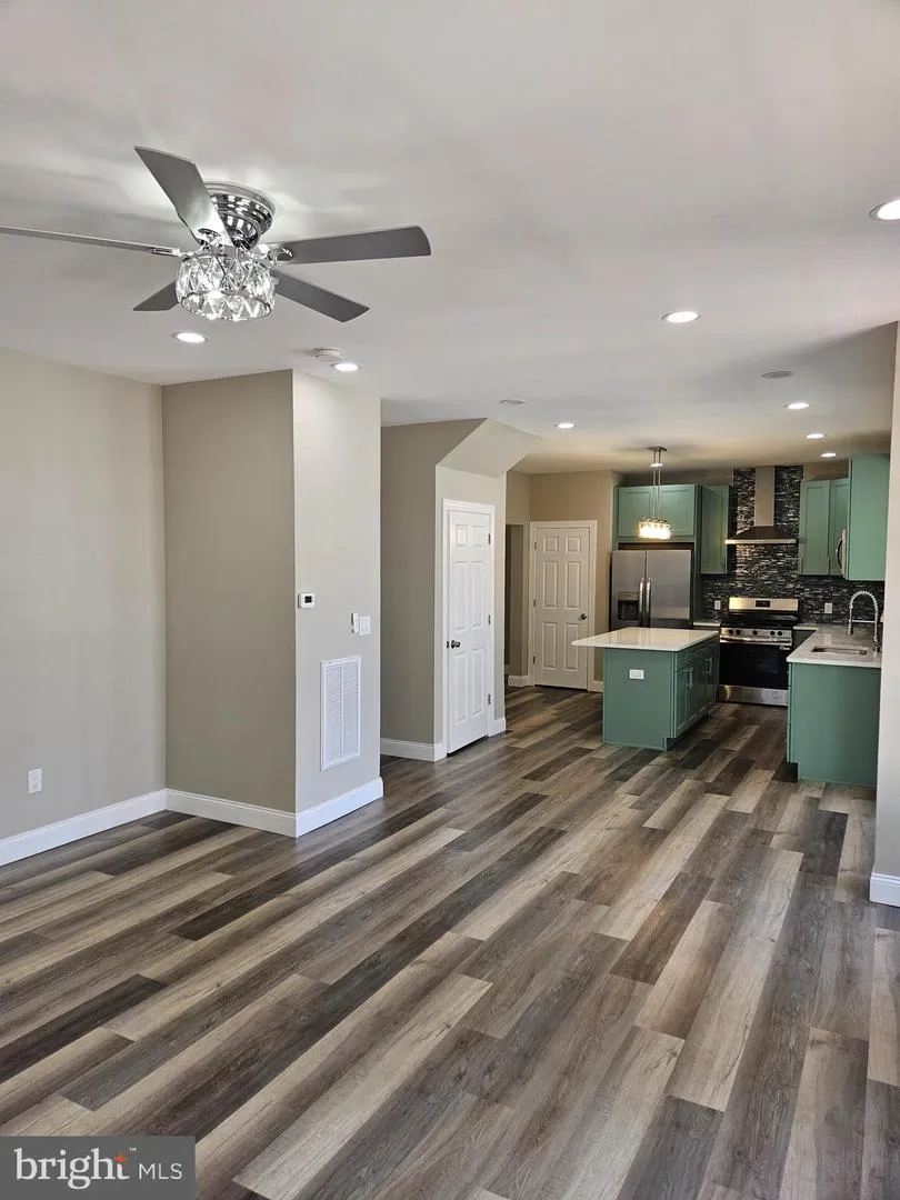 2 DEERFIELD Seabrook, NJ 08302