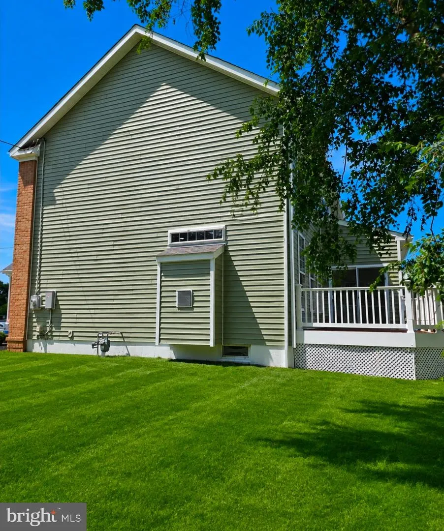 2 DEERFIELD Seabrook, NJ 08302