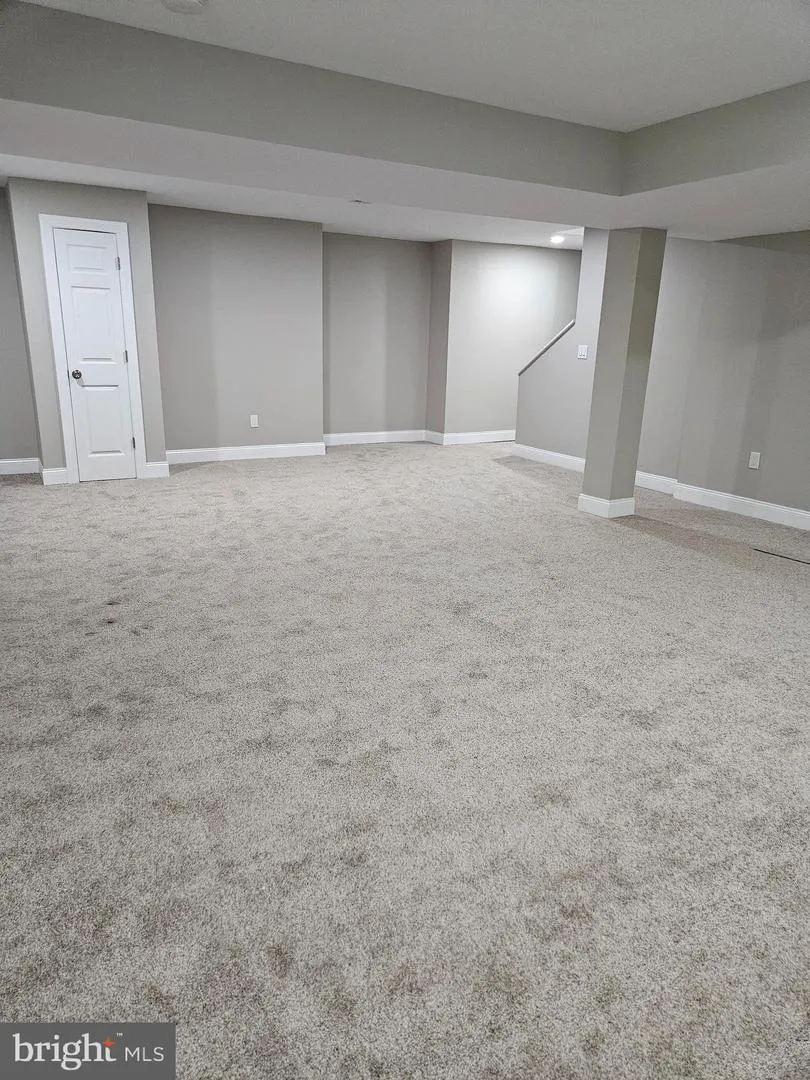 2 DEERFIELD Seabrook, NJ 08302