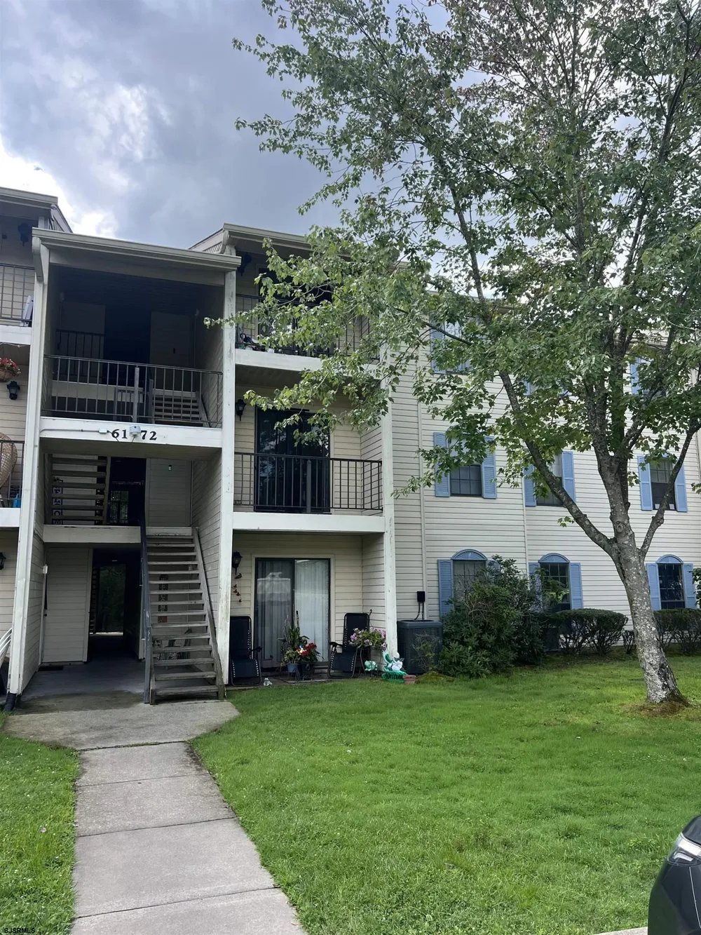 61 Colonial Court Galloway Township, NJ 08205