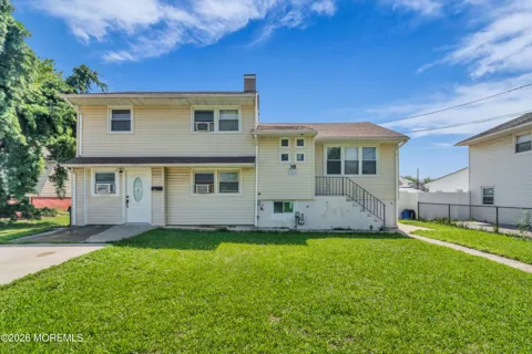 38 Jackson Avenue