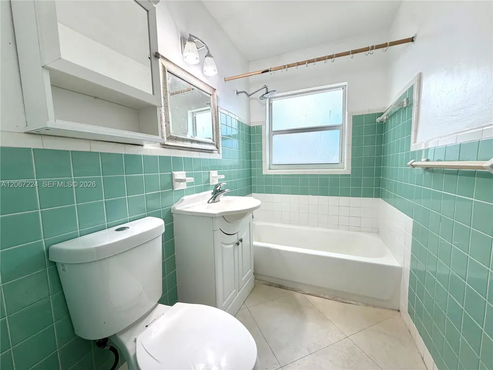 4213 El Mar Dr #2 Lauderdale By The Sea, FL 33308