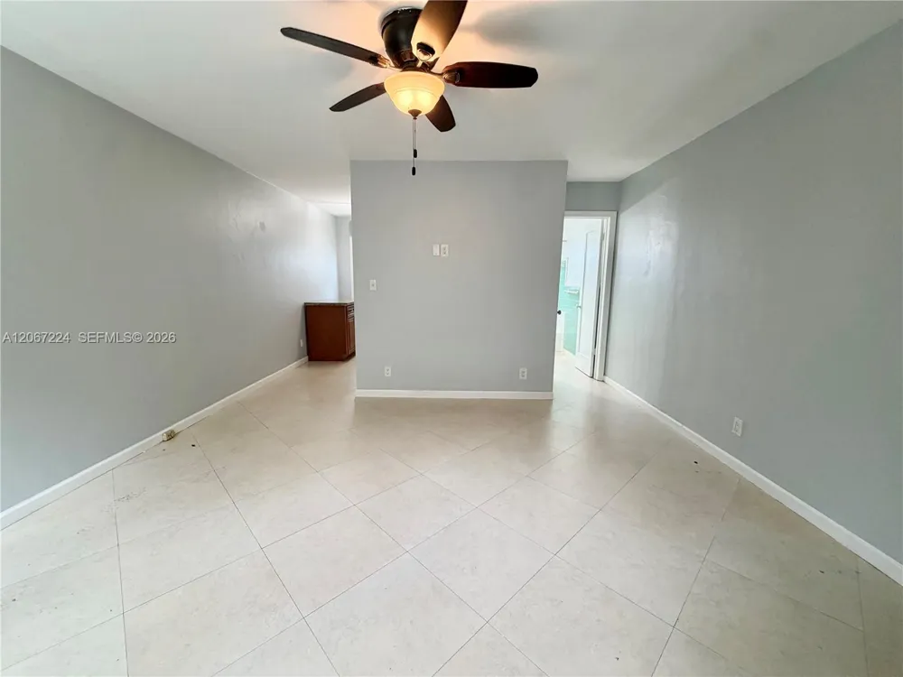 4213 El Mar Dr #2 Lauderdale By The Sea, FL 33308