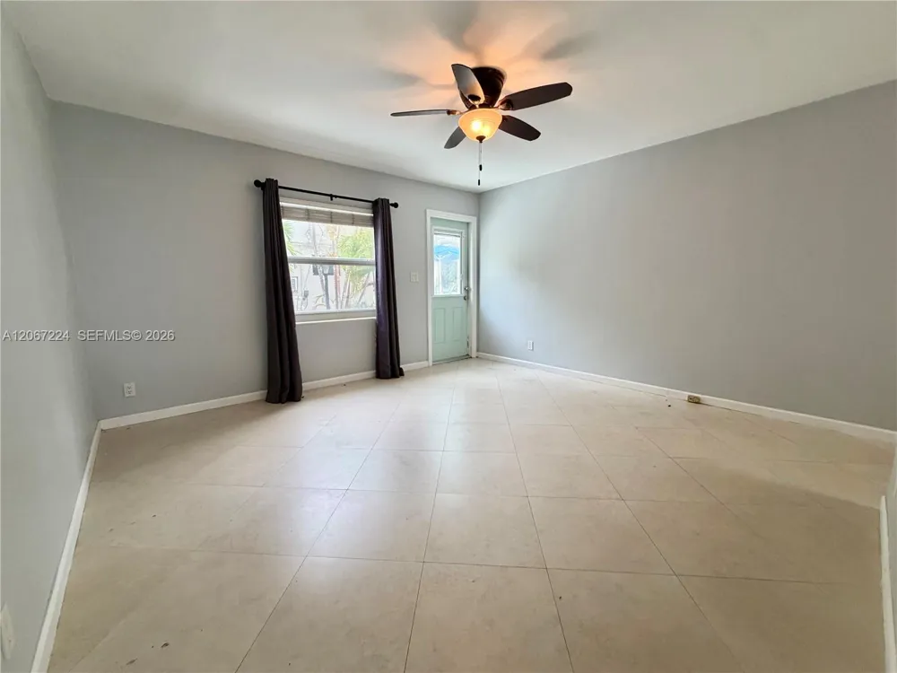 4213 El Mar Dr #2 Lauderdale By The Sea, FL 33308