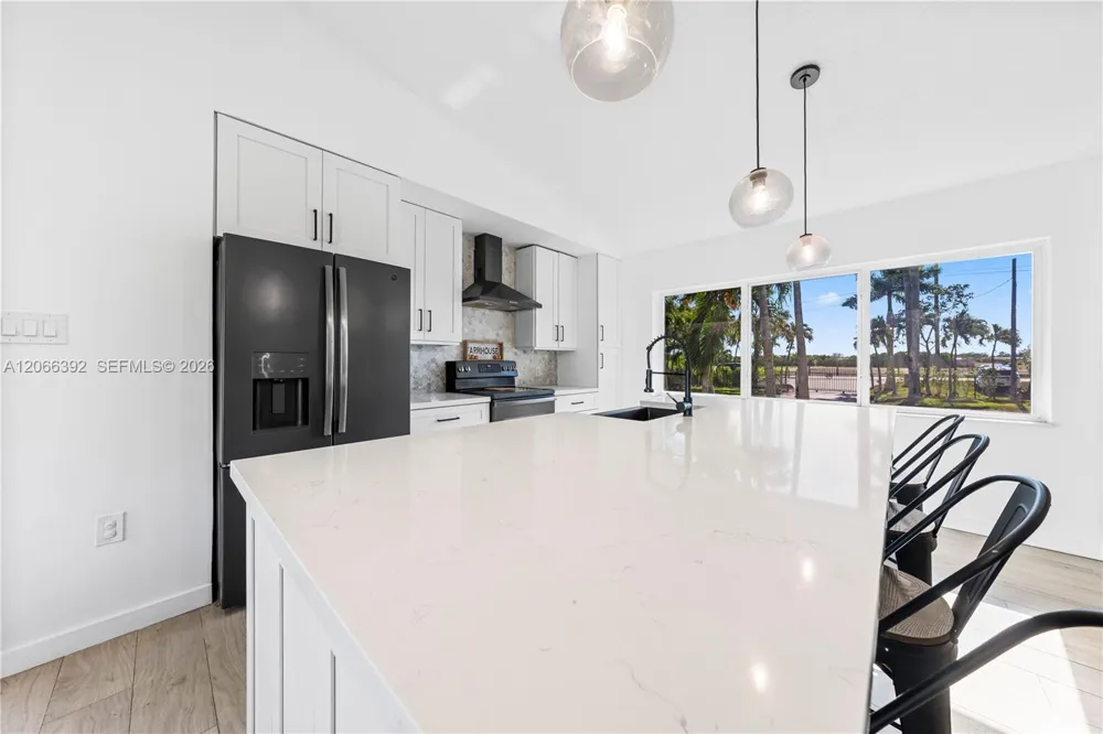 19601 SW 187th Ave Miami, FL 33187