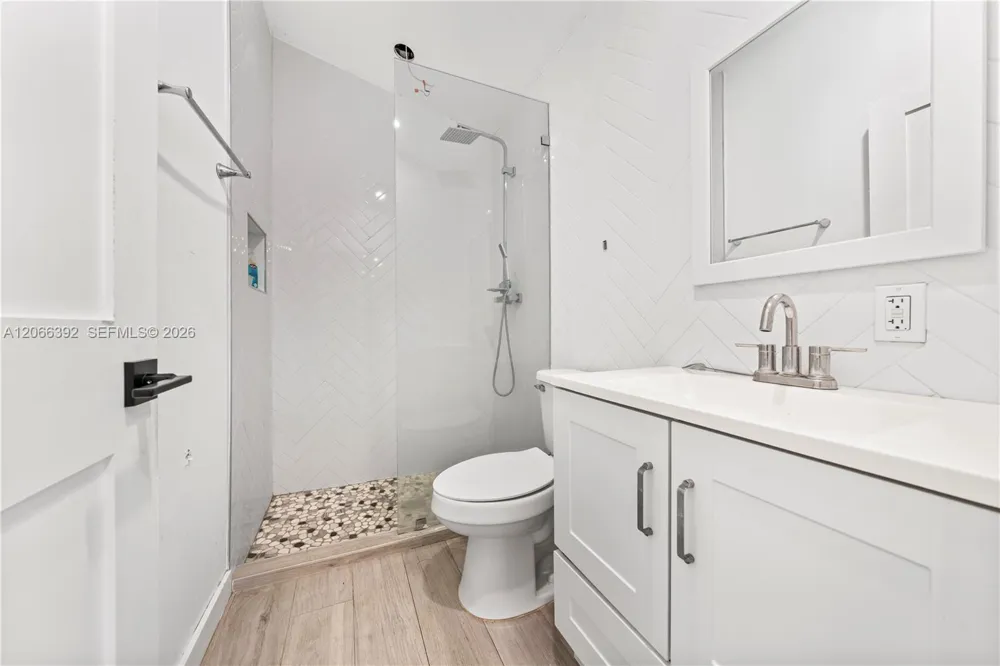 19601 SW 187th Ave Miami, FL 33187