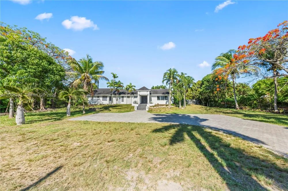 19601 SW 187th Ave Miami, FL 33187