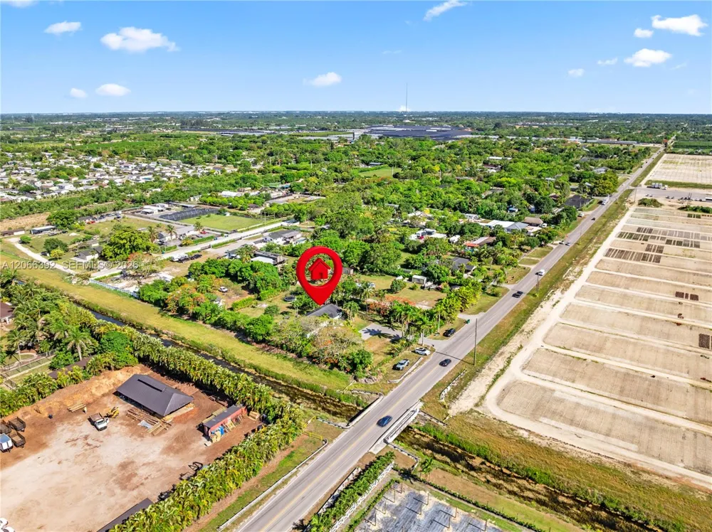 19601 SW 187th Ave Miami, FL 33187