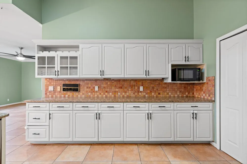 202 NE FLAX TERRACE Jensen Beach, FL 34957