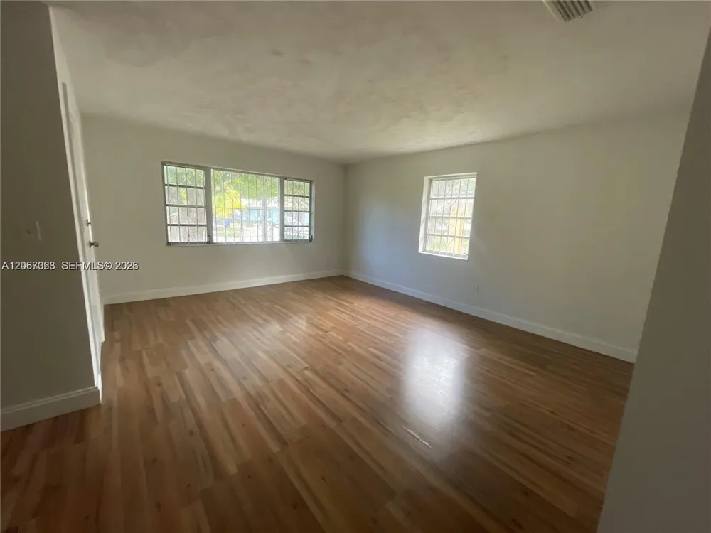1388 NW 101 St #1388 Miami, FL 33147