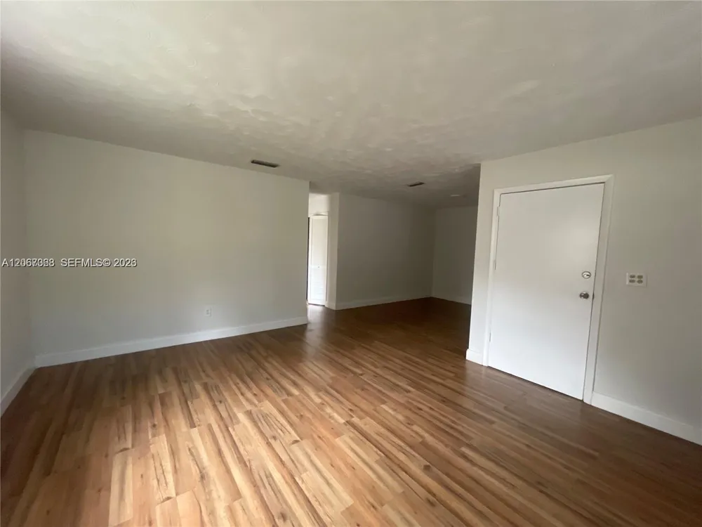 1388 NW 101 St #1388 Miami, FL 33147