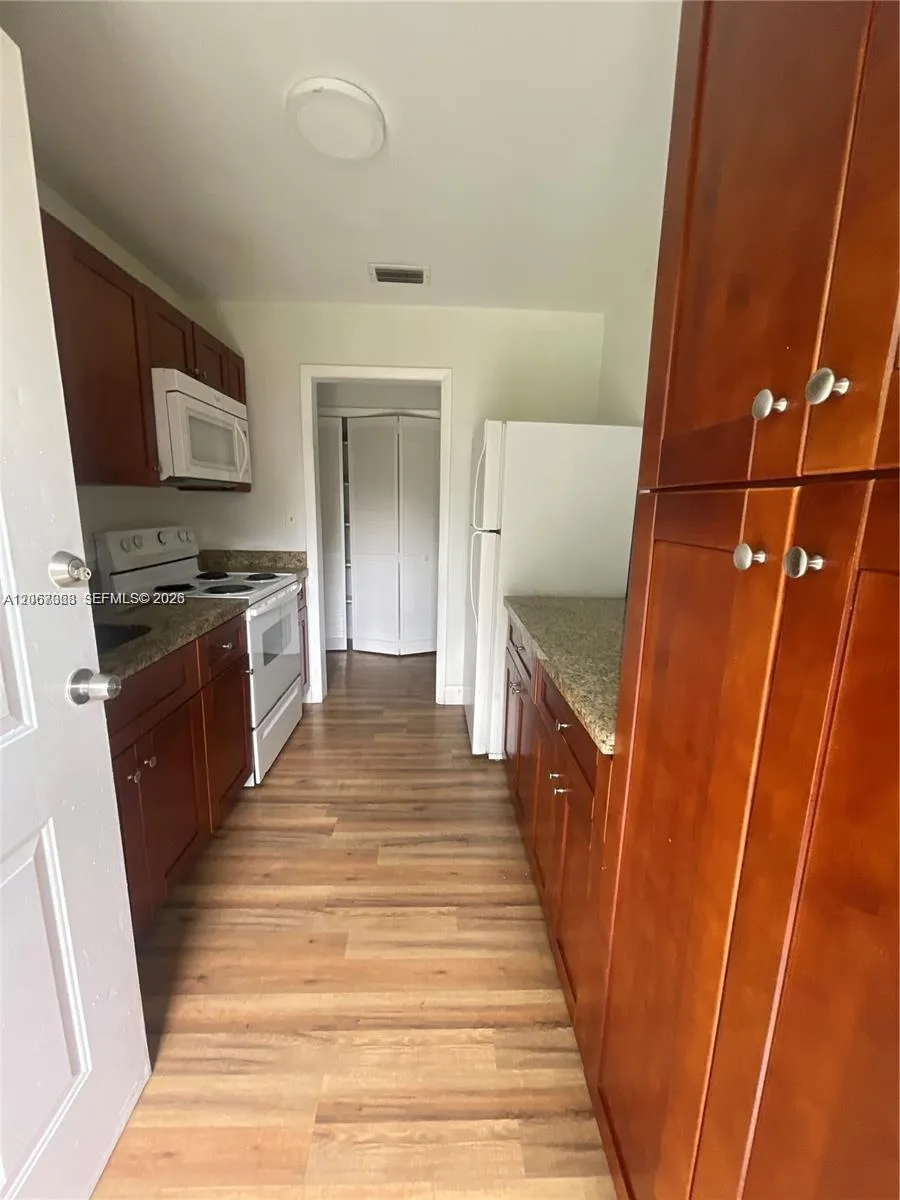 1388 NW 101 St #1388 Miami, FL 33147