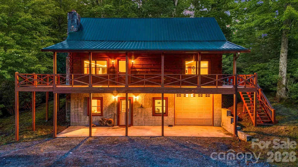 256 Fairway Loop Burnsville, NC 28714