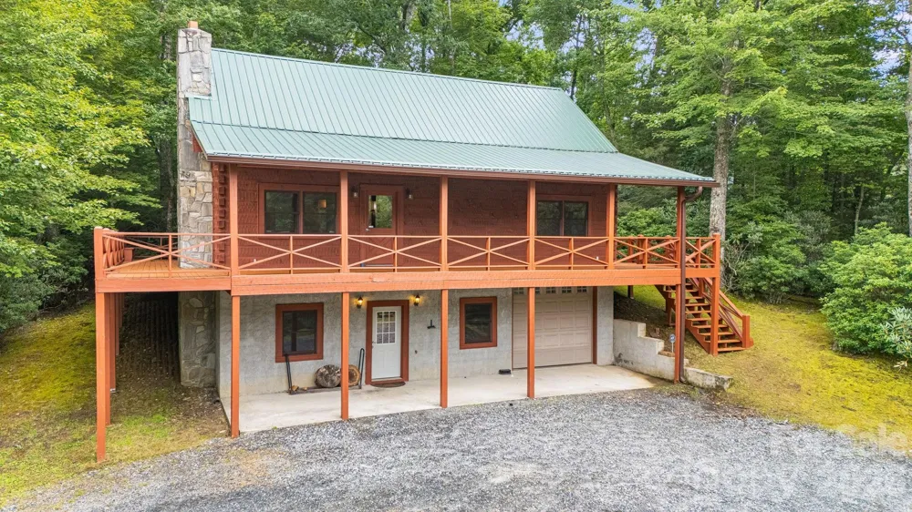 256 Fairway Loop Burnsville, NC 28714