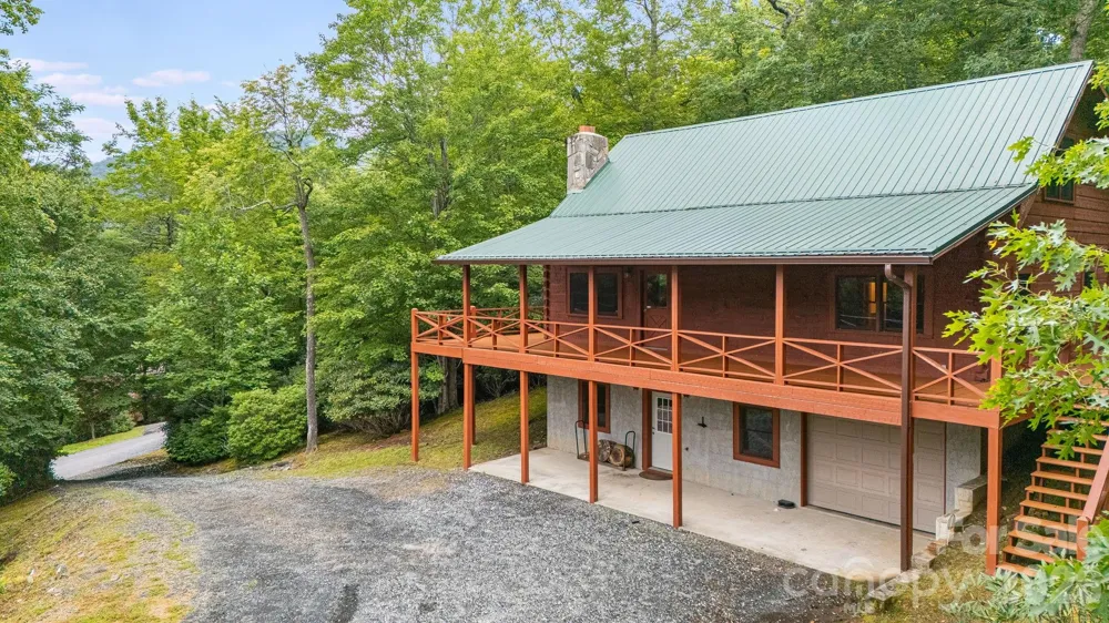 256 Fairway Loop Burnsville, NC 28714