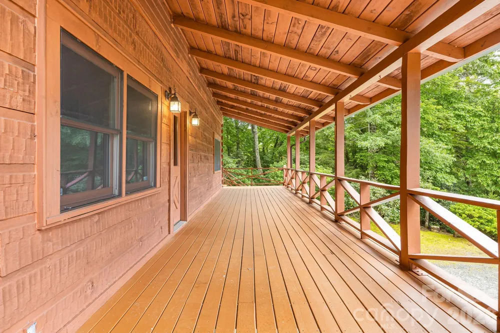 256 Fairway Loop Burnsville, NC 28714