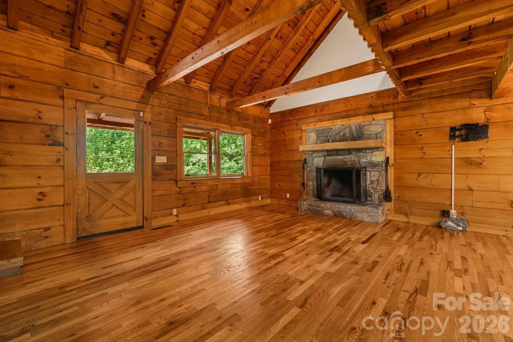 256 Fairway Loop Burnsville, NC 28714