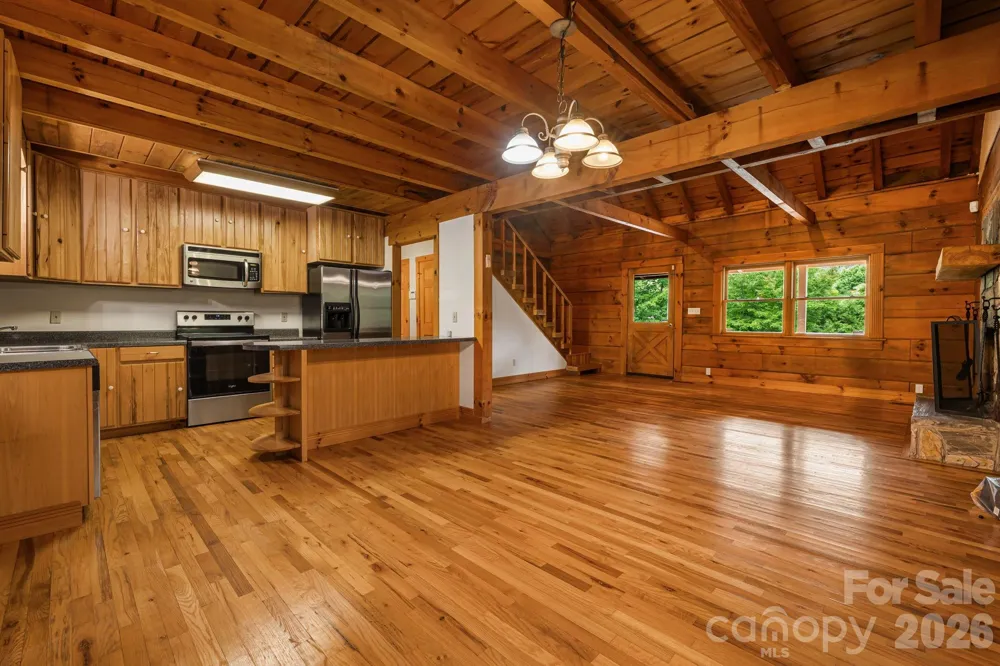 256 Fairway Loop Burnsville, NC 28714