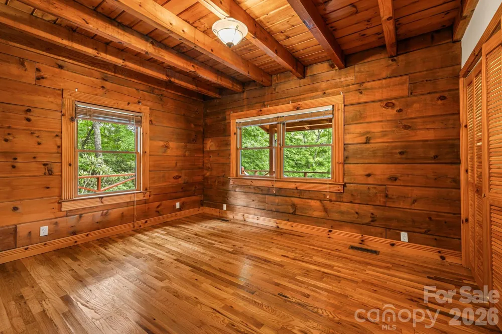 256 Fairway Loop Burnsville, NC 28714
