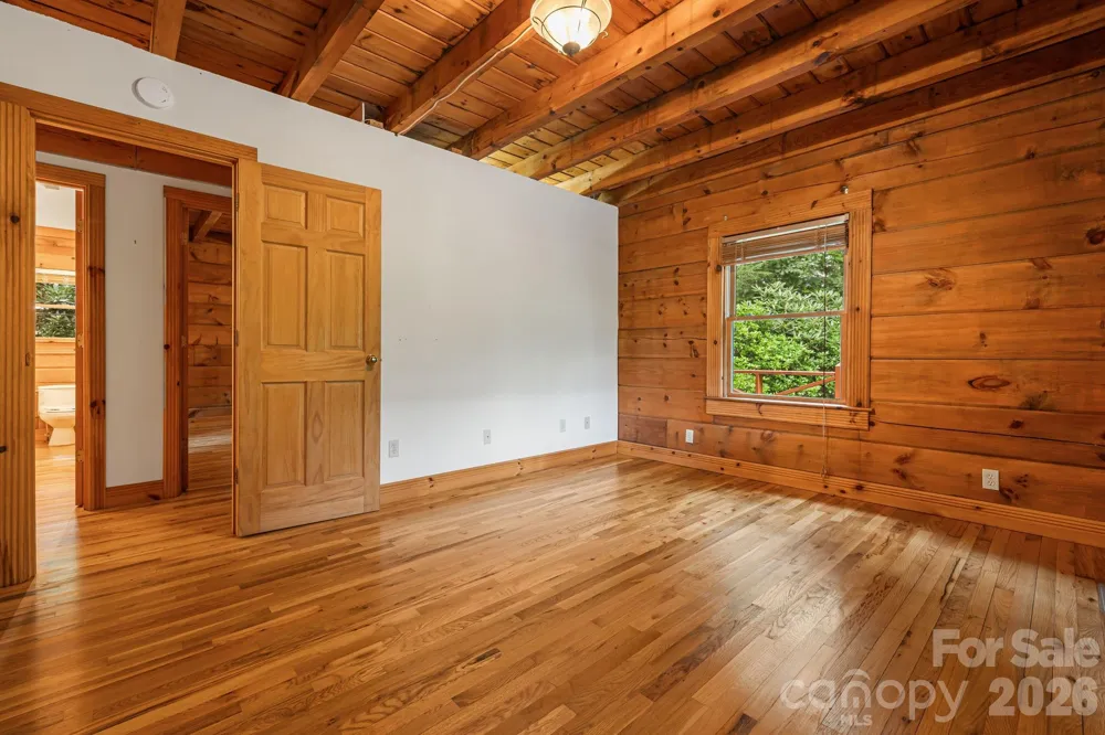 256 Fairway Loop Burnsville, NC 28714