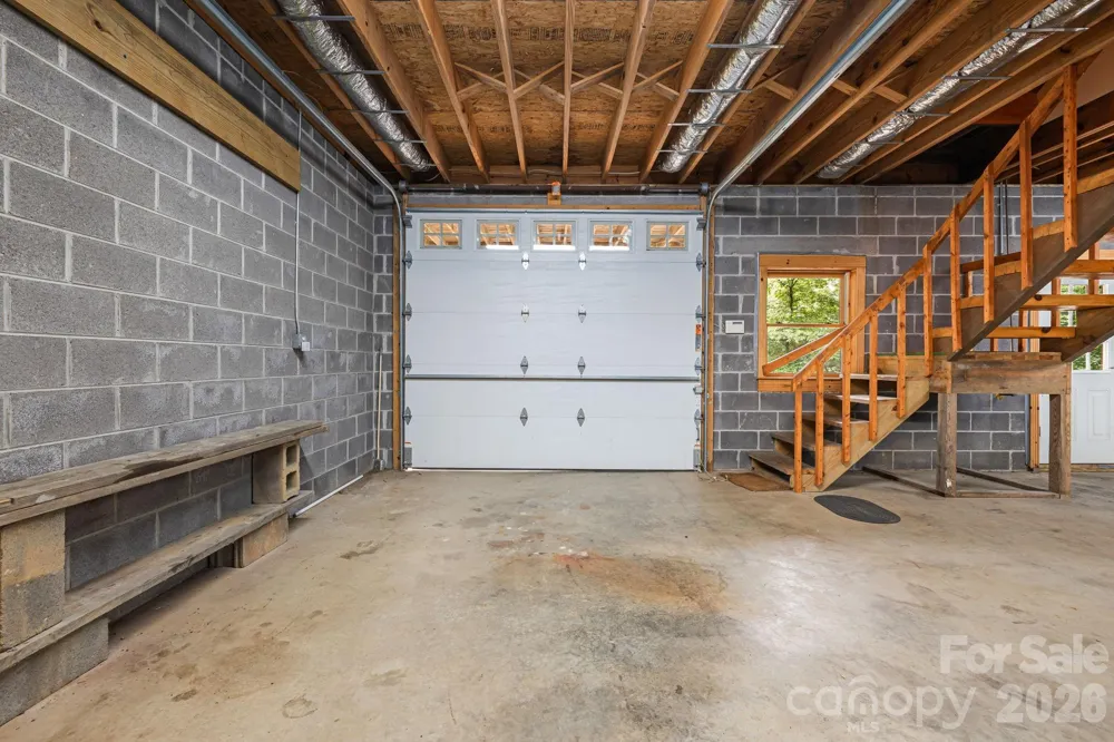 256 Fairway Loop Burnsville, NC 28714