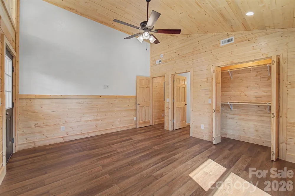 677 Ridgetop Circle Whittier, NC 28789