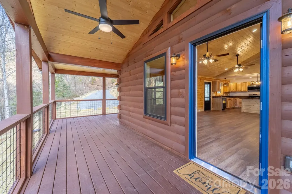 677 Ridgetop Circle Whittier, NC 28789