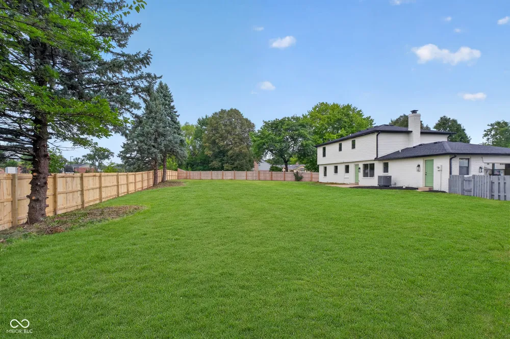 3207 Eden Way Carmel, IN 46033