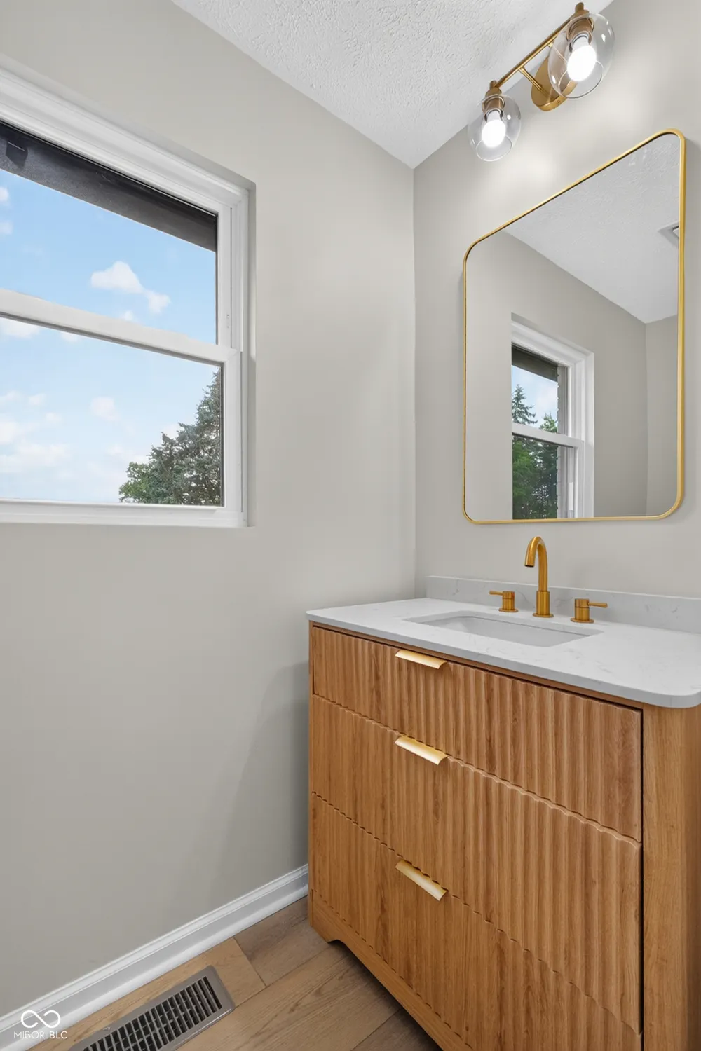 3207 Eden Way Carmel, IN 46033