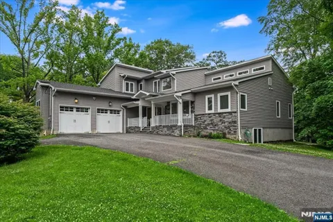 23 Erskine Drive