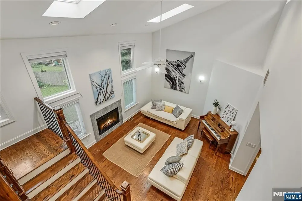 23 Erskine Drive Morristown Town, NJ 07960