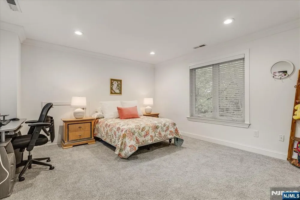 23 Erskine Drive Morristown Town, NJ 07960