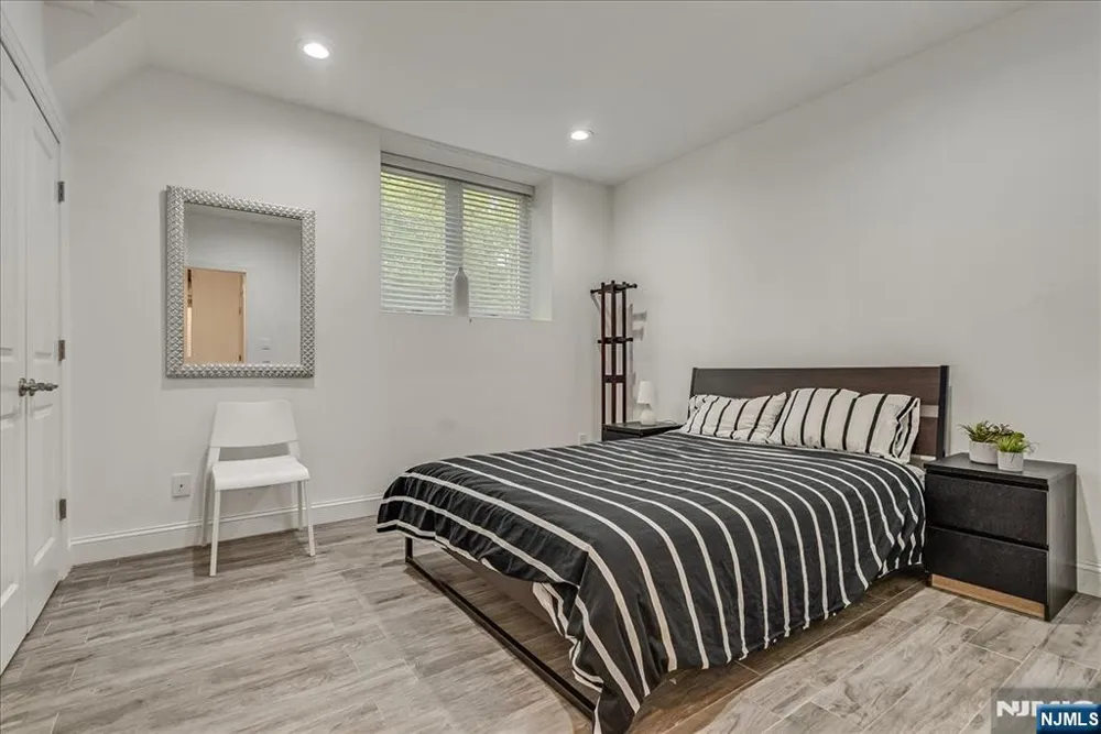 23 Erskine Drive Morristown Town, NJ 07960