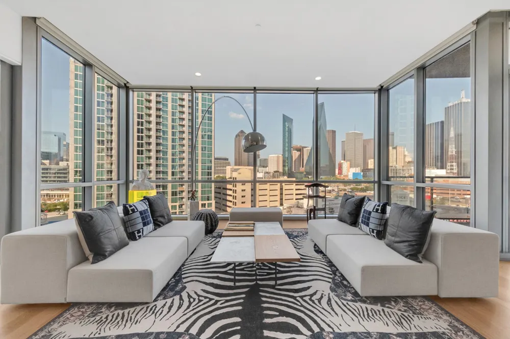 2200 Victory Avenue #802 Dallas, TX 75219